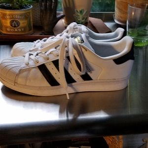 Adidas Superstar